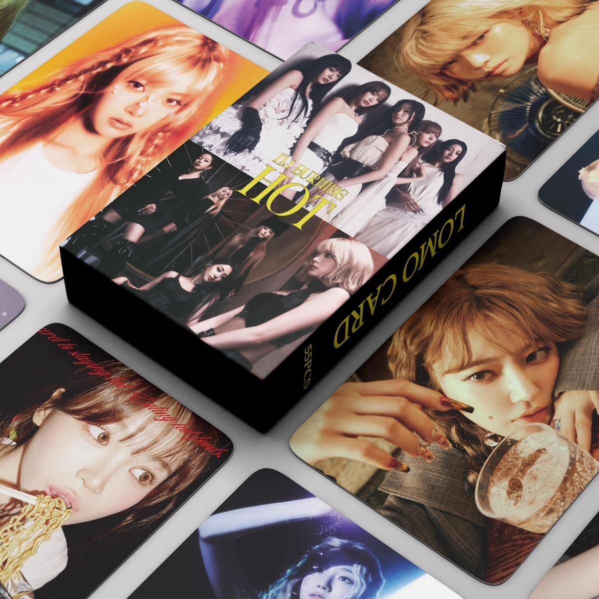 [PRE-ORDER] Le sserafim HOT ver.2 lomocards (55pcs)