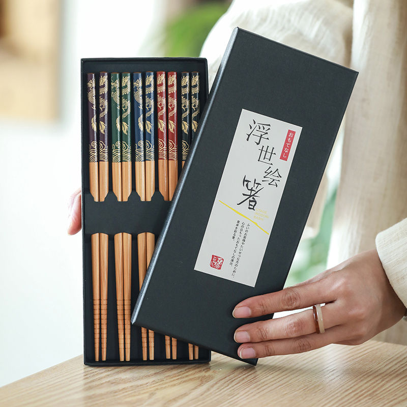 [Në Gjendje] Set of 5 Bamboo Chopsticks