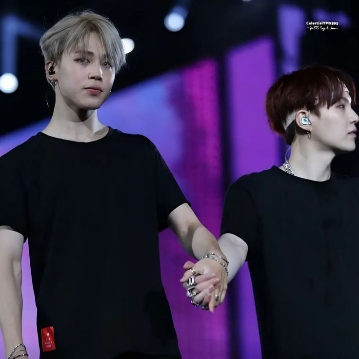 [PRE-ORDER] BTS "Love yourself: Speak Yourself" T-shirts