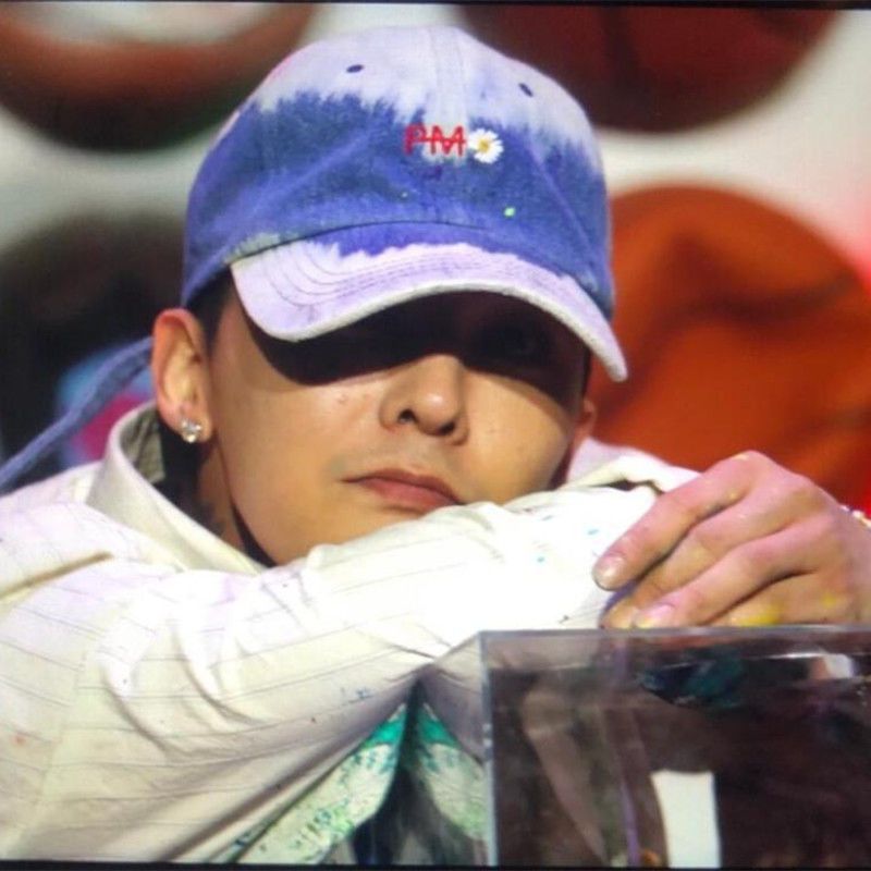 [PRE-ORDER] G-DRAGON Embroidered Denim Hat