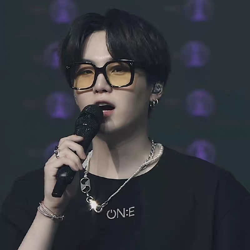 [PRE-ORDER] BTS Map Of The Soul ON:E : T-Shirt