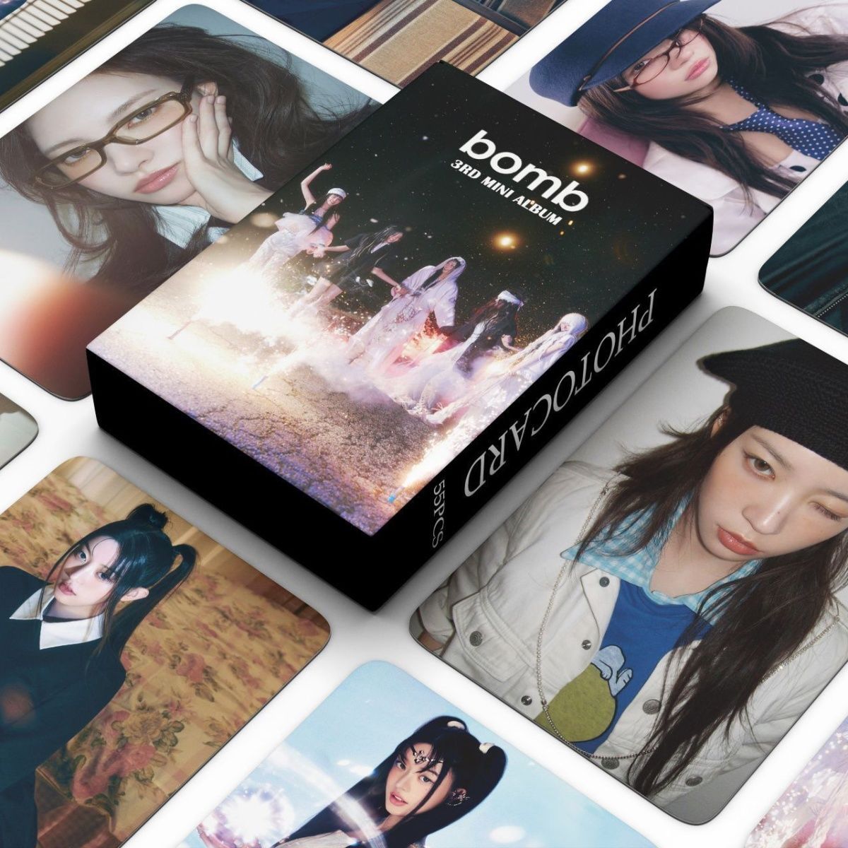 [PRE-ORDER] ILLIT 'Do The Dance' lomocards (55pcs)