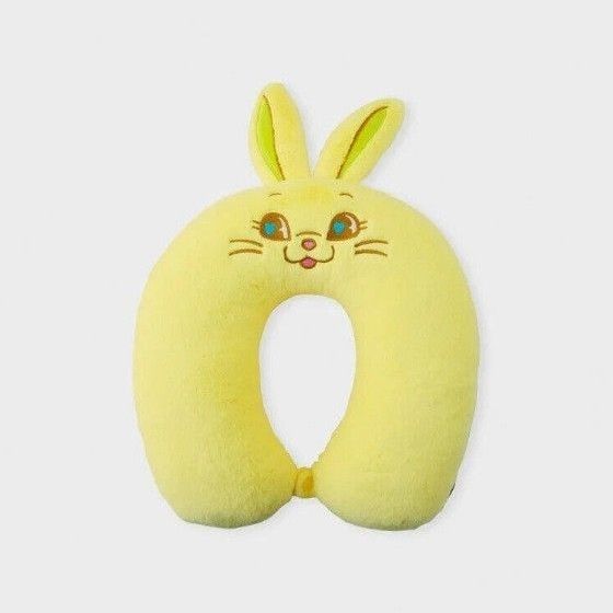 [PRE-ORDER] NEW JEANS Bunnies Travel Neck Pillow