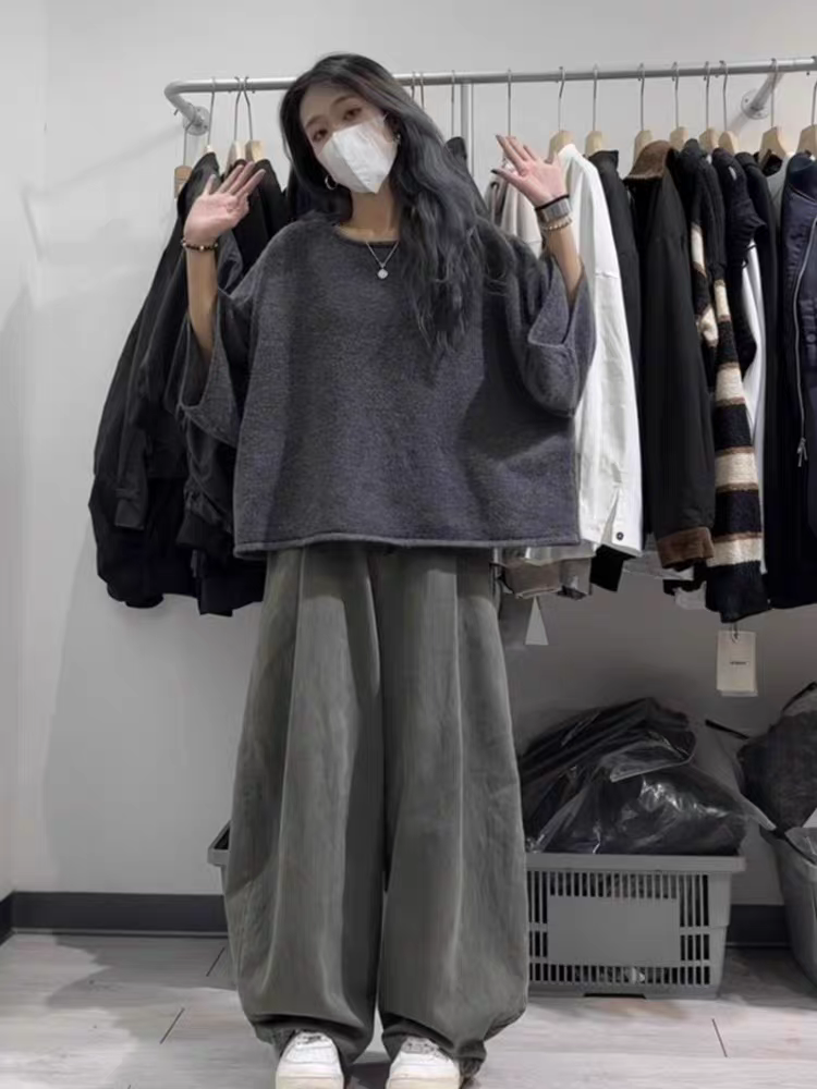 [PRE-ORDER] Korean Style High-End Relaxation Gray Knitted T-Shirt & Wide-Leg Pants Casual Suit Women Summer