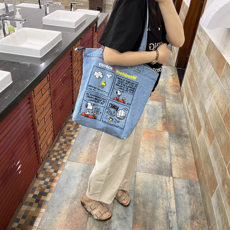 [PRE-ORDER] Embroidered Snoopy Denim Bag | Korean Fashion