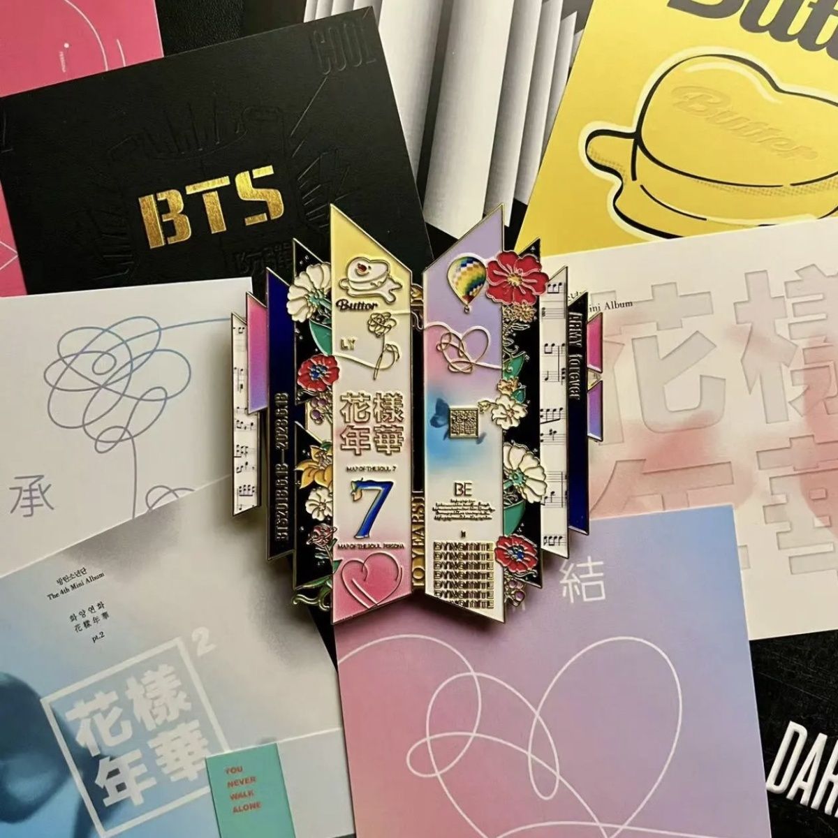 [PRE-ORDER] BTS Anniversary Precious Album Collection Metal Badge