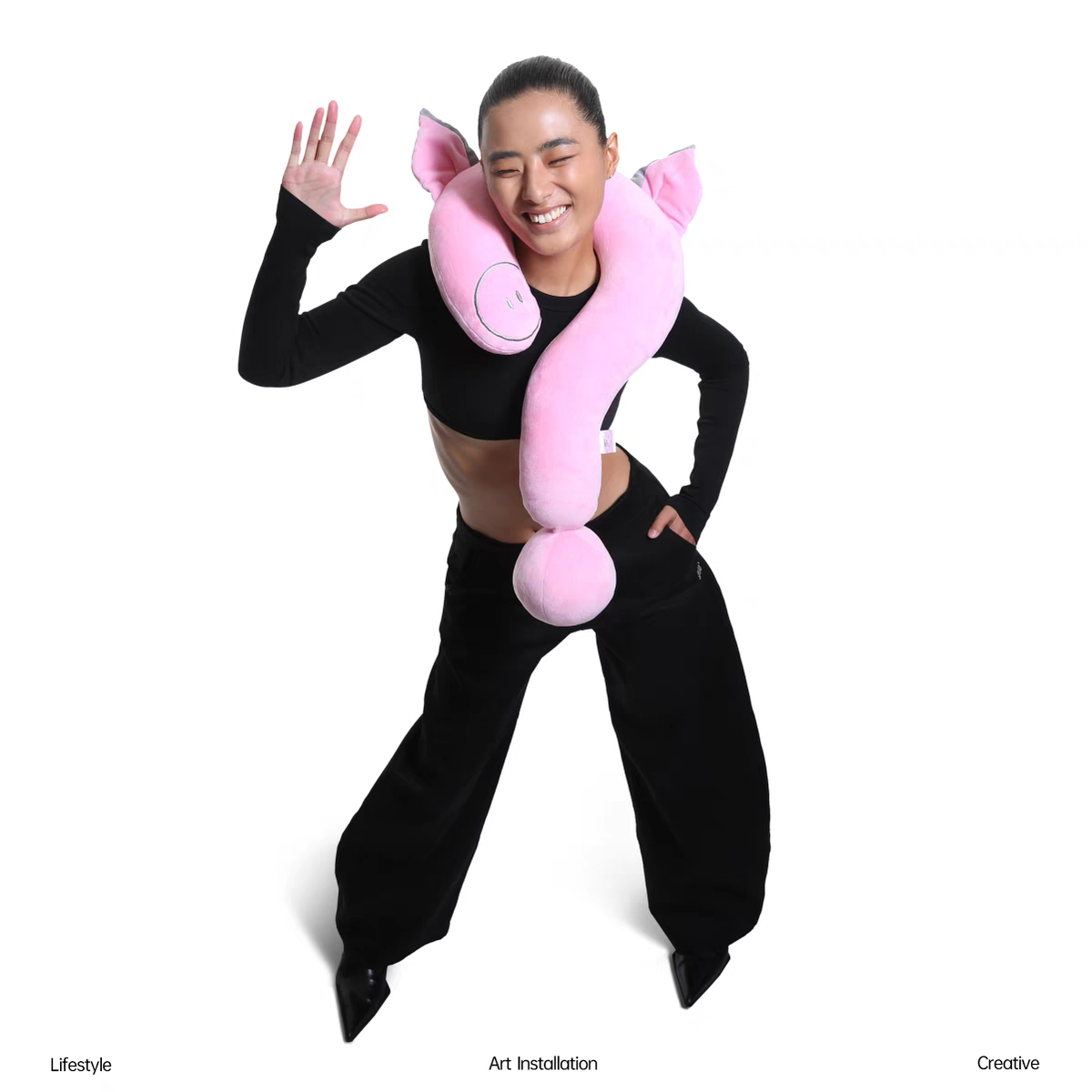 [PRE-ORDER] Question Mark Neck Pillow